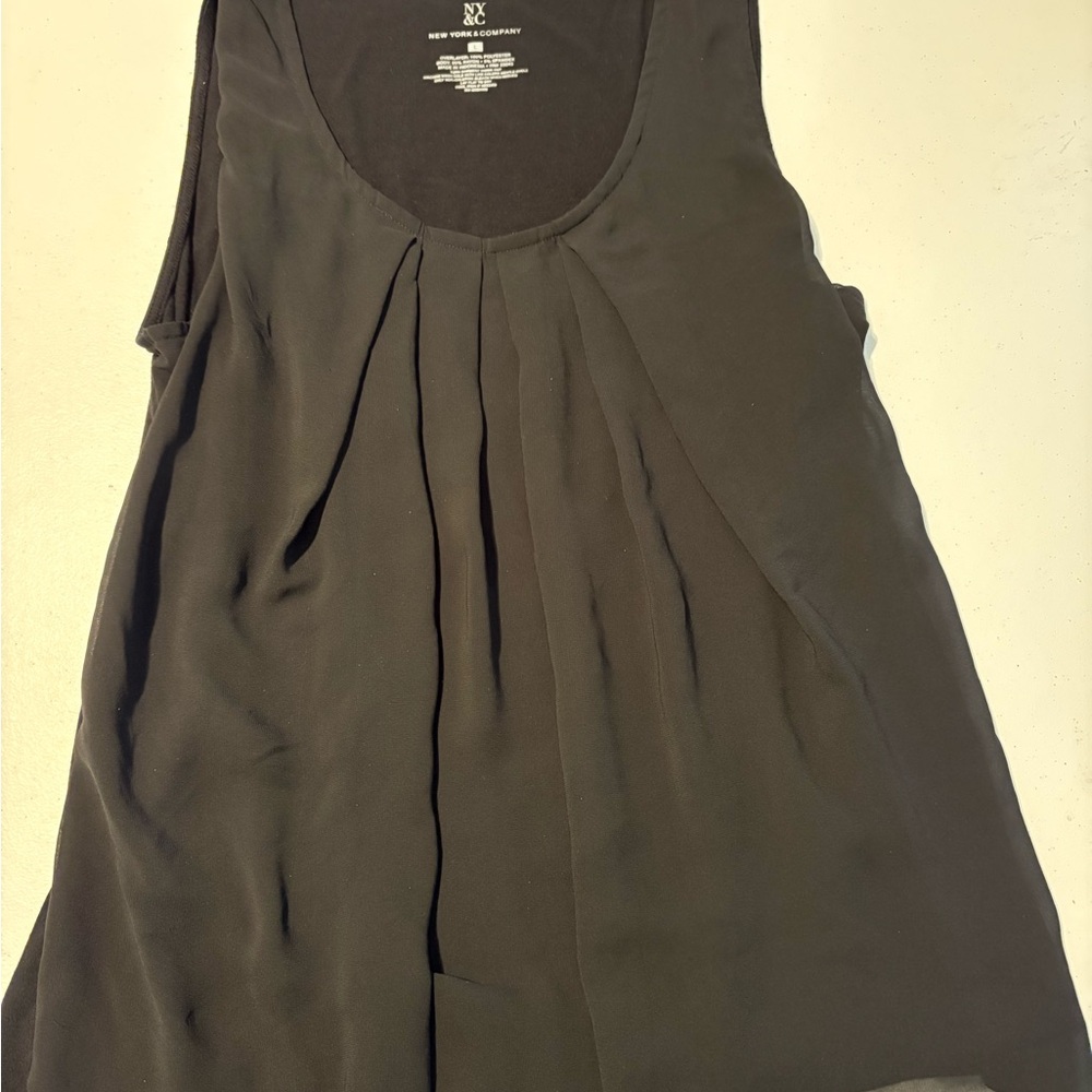 Black Sleeveless Top